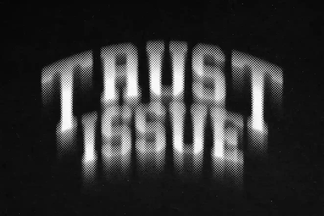 Free-Blurred-Halftone-Text-Effect-PSD.webp